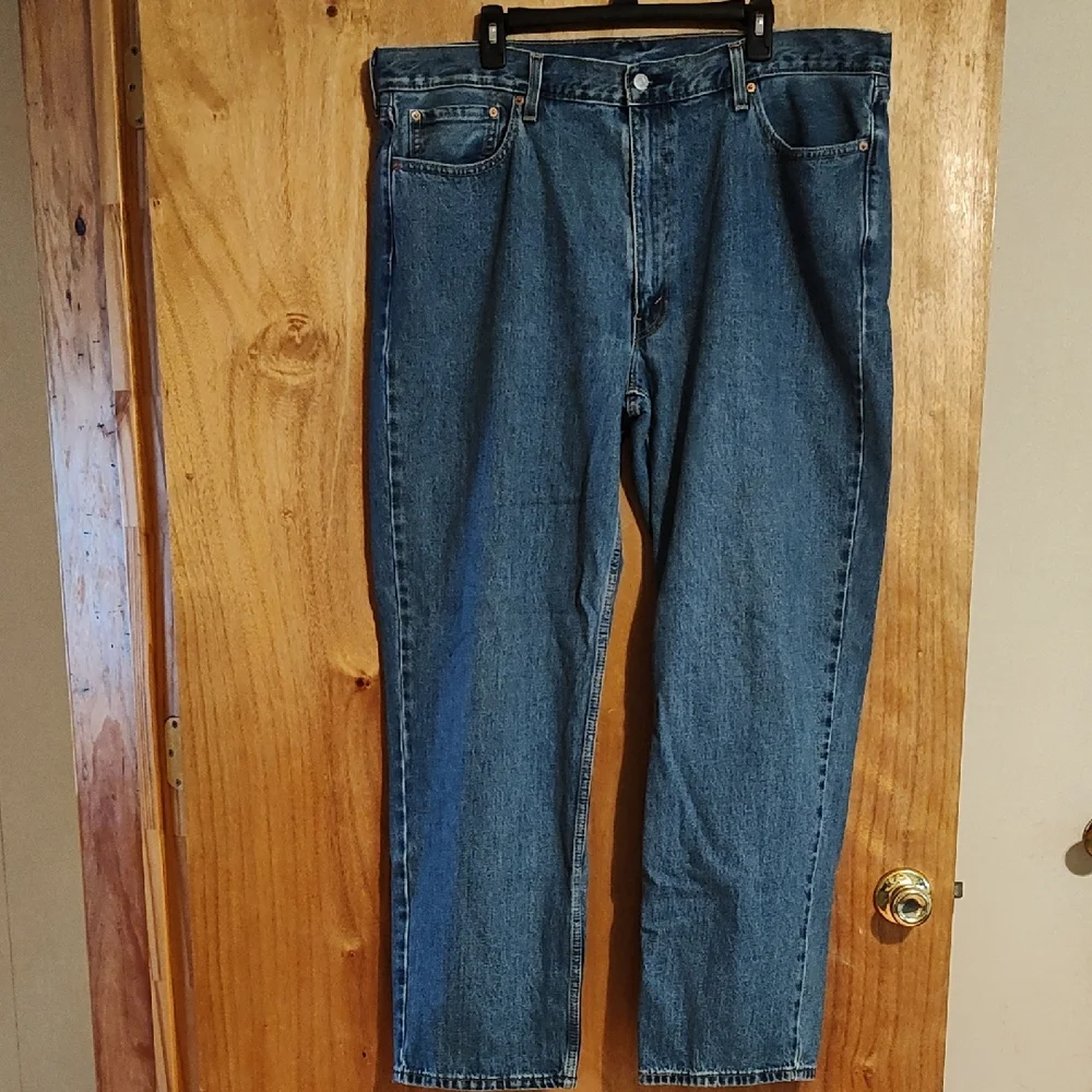 Levi Strauss Men's Relaxed 550 Red Tab Blue Jeans Stonewashed 100% Cotton 42X34